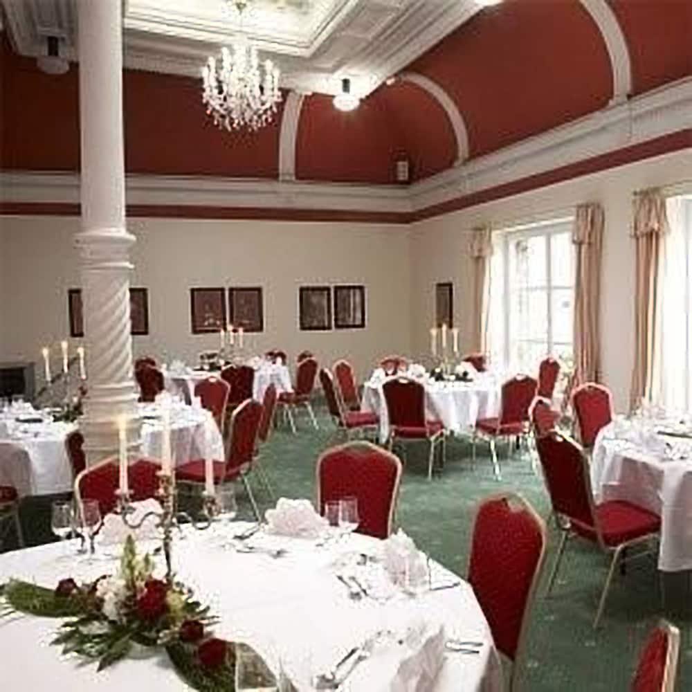 Hotel Baseler Hof Hamburg Restaurant photo
